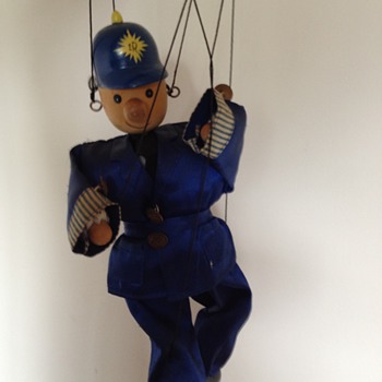 early puppet