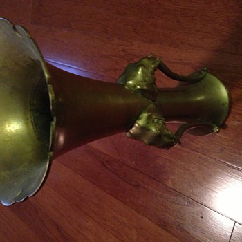 brass 3 headed elephant vase
