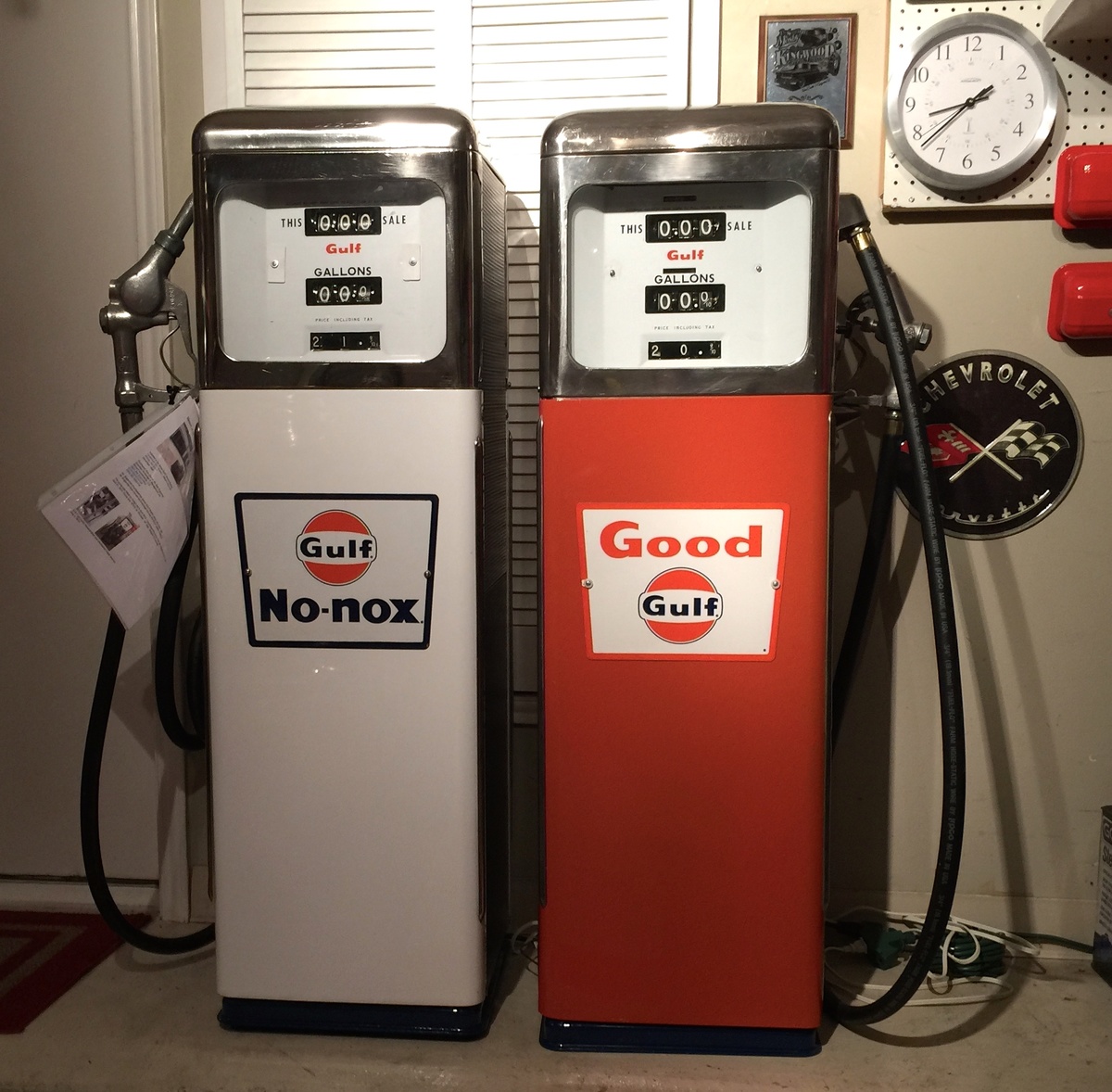 GULF Gas PUMPs Circa 1...