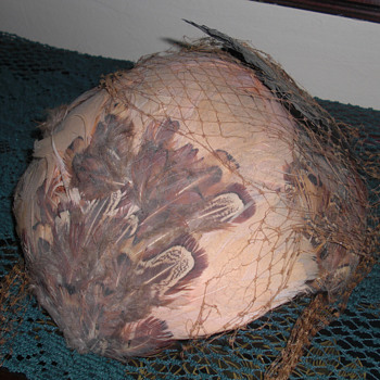Old feather hat - Hats