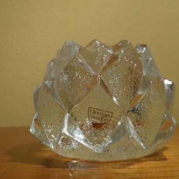 ORREFOR'S -SWEDEN /CANDLEHOLDER - Art Glass