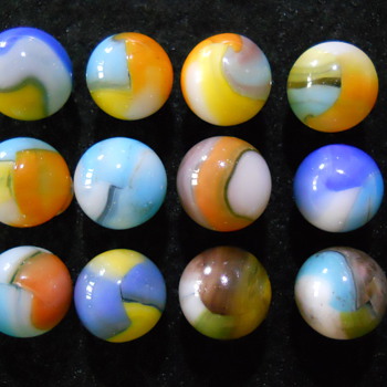 i need help to  ID  - Art Glass