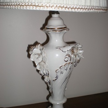 Need to Identify This lamp - Lamps