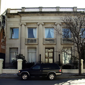 Planter's Peanuts Headquarters