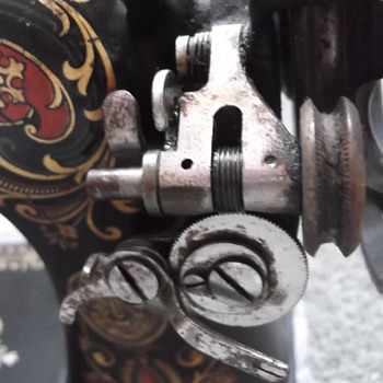 Singer 66 Bobbin Winder that runs from belt