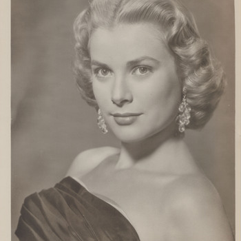Grace Kelly Promo Photo (1954) - Photographs
