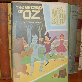 VINTAGE "CHILDREN'S" BOOKS - Books