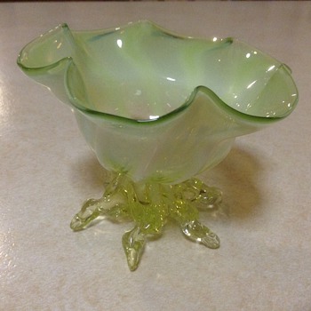 Glass Comport Thingy - Art Glass