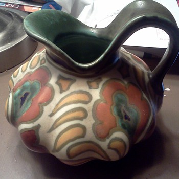 Royal Pottery Gouda Zuid Holland - Art Pottery