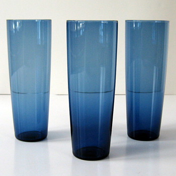 Blue glasses - Nuutajarvi?