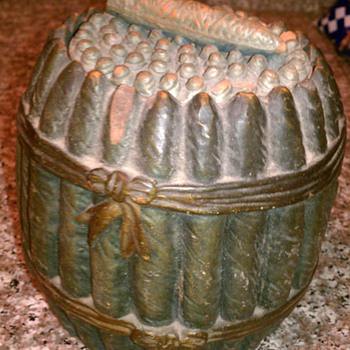 Antique Tobacco / Cigar Jar clay pottery Unknown maker - Tobacciana