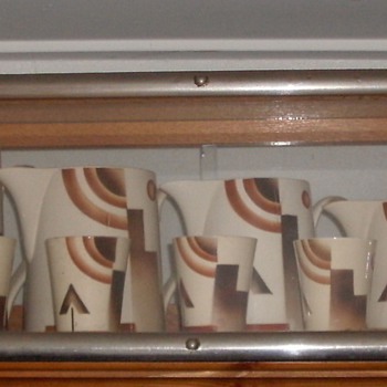 Art Deco mugs and jugs ''Société Ceramique'' Netherlands