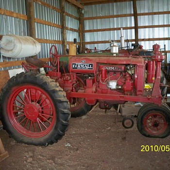 1938 Farmall F 20 tractor