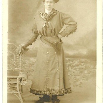 Rare Annie Oakley Photograph Postcard Circa 1895-1900 London,England - Postcards
