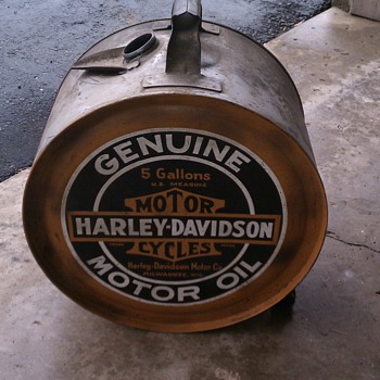 1920s harley oil can
