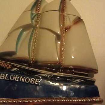 bluenose decanter  - Art Pottery