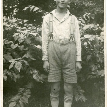 WWII German & USA Soldier Photos - Military and Wartime