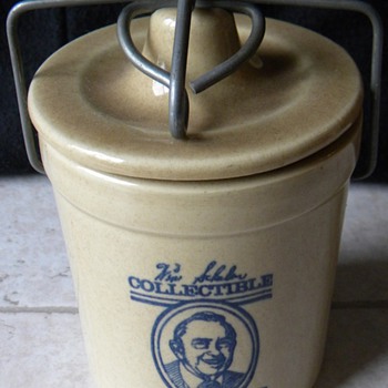 Vintage Win Schuler's Bar Scheeze Crock