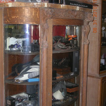 ANTIQUE CHINA CABINET - Furniture