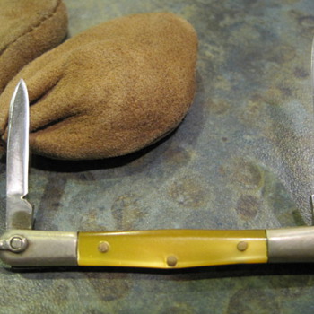 Handy little pen knife...