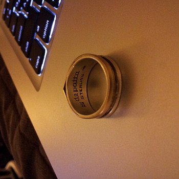 DePatta mens ring?