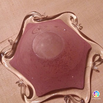 pink glass. depression? - Glassware
