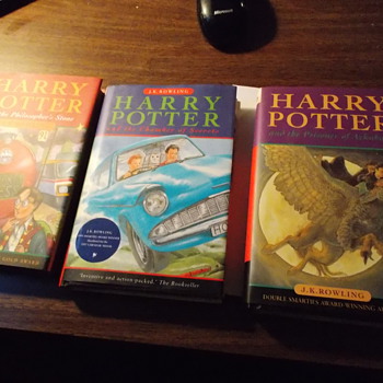 3 harry potter books signed by J.K rowling - Books
