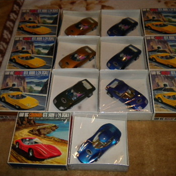 60's gar vic sealed slot cars - Model Cars