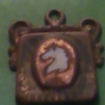 unusual pendant - Costume Jewelry