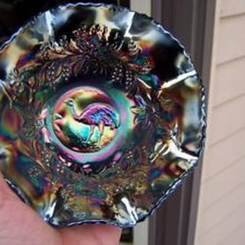 Emu nappy Bowl - Amethyst - Glassware
