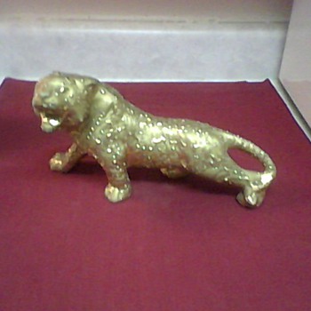 WEEPING GOLD  TIGER