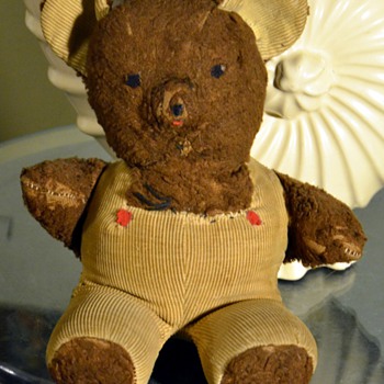 just an old teddy bear i've had since i was a little kid... - Animals