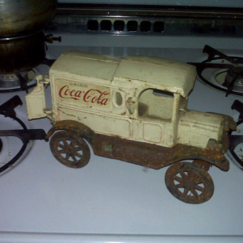 Coca-Cola Truck - Coca-Cola