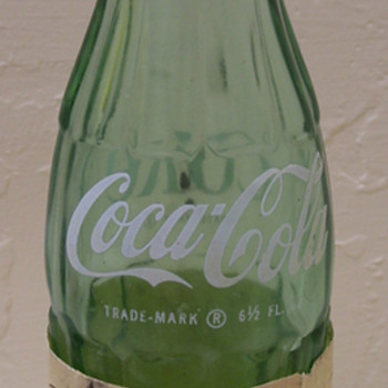 Beatles Coke bottle-1964... - Music