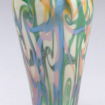 Durand Coil Vase c. 1925 - Art Glass