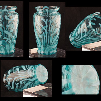 Welz Opalescent Glass - Bluebell - No, it is not English or Victorian - For MacArt - Art Glass