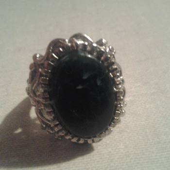 costume antique ring