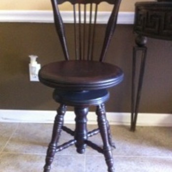 Stool  CHA PARKER   MERIDAN CT - Furniture