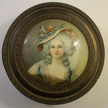 Fancy Face powder Tin
