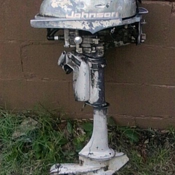 Vintage Johnson Outboard Motor 