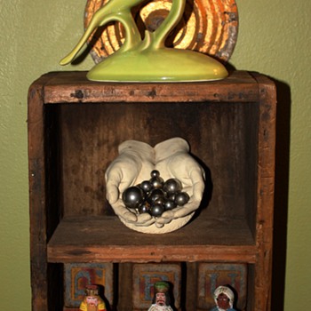 Another little collage for my bathroon wall - Old Box exhibit.