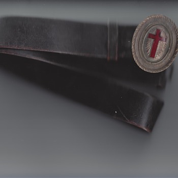 don't know what this is but seems old