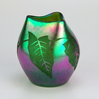 Loetz Acid Cut Back Cameo in creta Silberiris Prod. # 2/594 - Art Glass