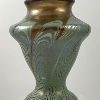 Loetz Phänomen Genre vase, PN unknown, ca. 1900 - Art Glass