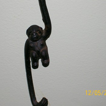 My Cast iron locking Monkeys that want to met Roys ! - Animals