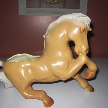 Horse Statue Pottery - Art Pottery