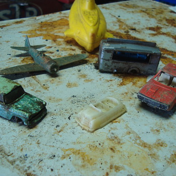 toys from the dump - Model Cars