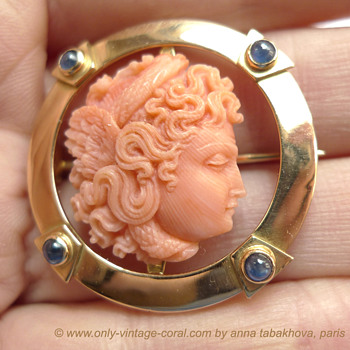 Art nouveau antique Medusa carved coral cameo - Fine Jewelry