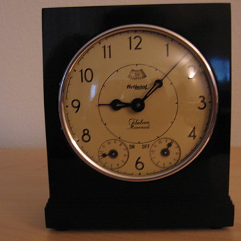 The General Electric Hotpoint Clock Range