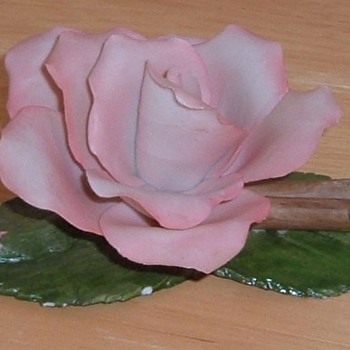 Capodimonte Porcellane, Porcelain Flower Rose - Art Pottery